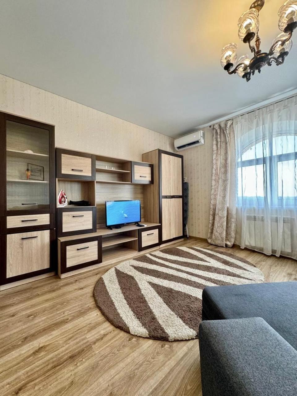 Apartpoltava Новий Будинок, В Самому Центрі 2-Окремі Кімнати, Панорамний Балкон Buitenkant foto